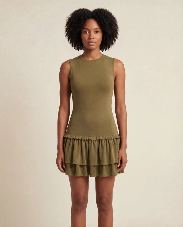 THE ELIA WAFFLE TIERED MINI DRESS IN KHAKI MUD