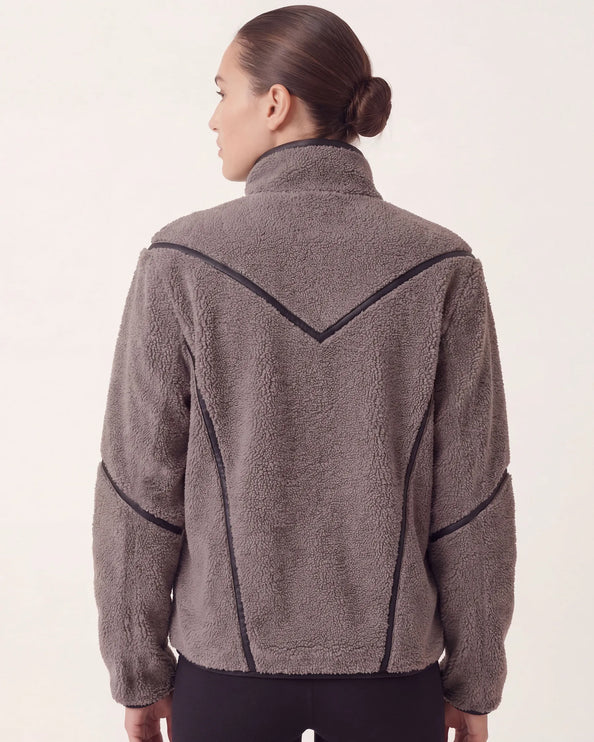 THE MILA TEDDY JACKET IN GREY