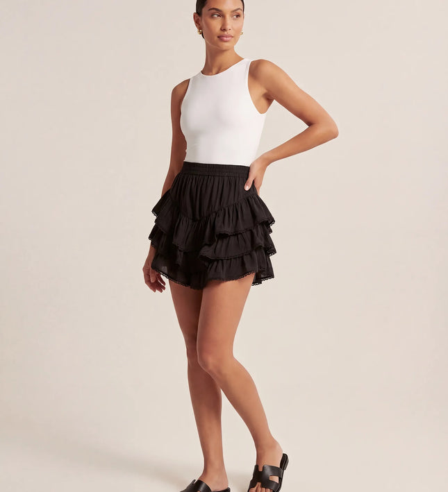THE NIA THREE-TIERED RUFFLE SKORT - BLACK