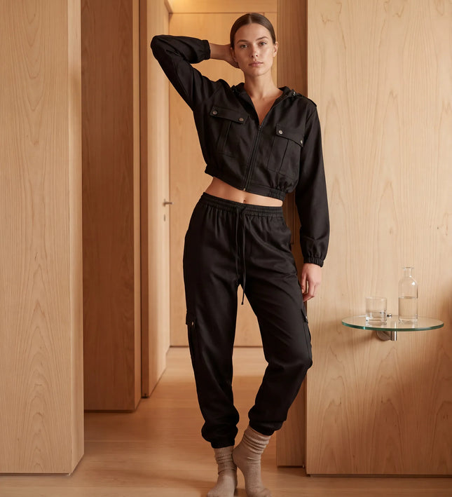 THE HARPER CARGO JOGGERS IN BLACK
