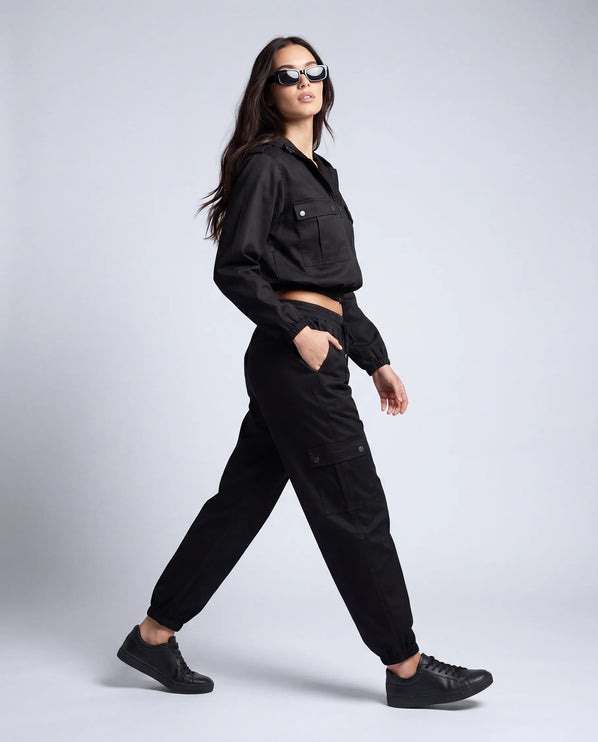 THE HARPER CARGO JOGGERS IN BLACK