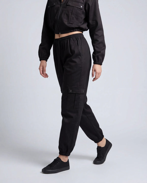 THE HARPER CARGO JOGGERS IN BLACK