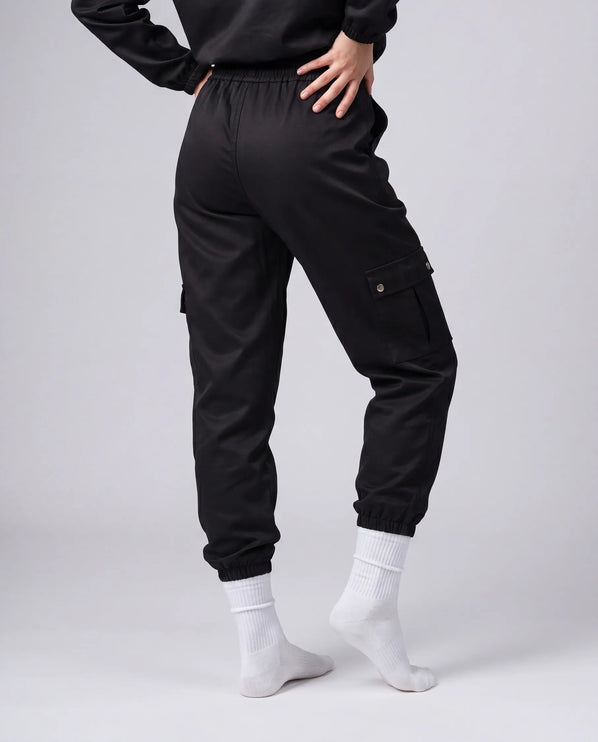 THE HARPER CARGO JOGGERS IN BLACK
