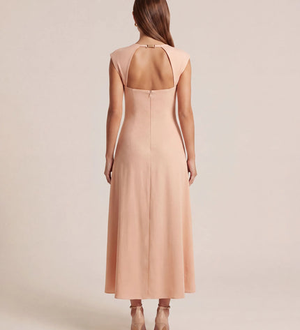 THE ARABELLA CLASP BACK MIDI DRESS IN PEACH