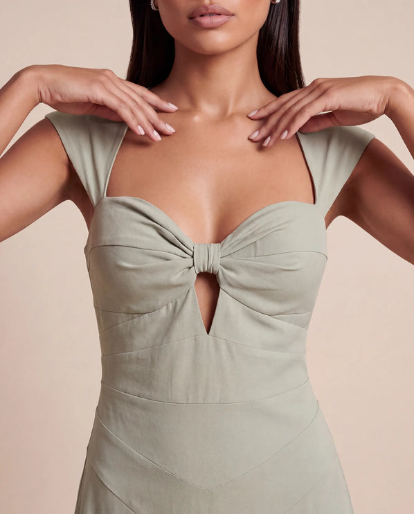 THE ARABELLA CLASP BACK MIDI DRESS IN SAGE