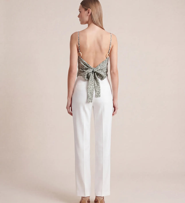 THE SAVANNAH TIE-BACK CAMI TOP IN SAGE DITSY FLORAL