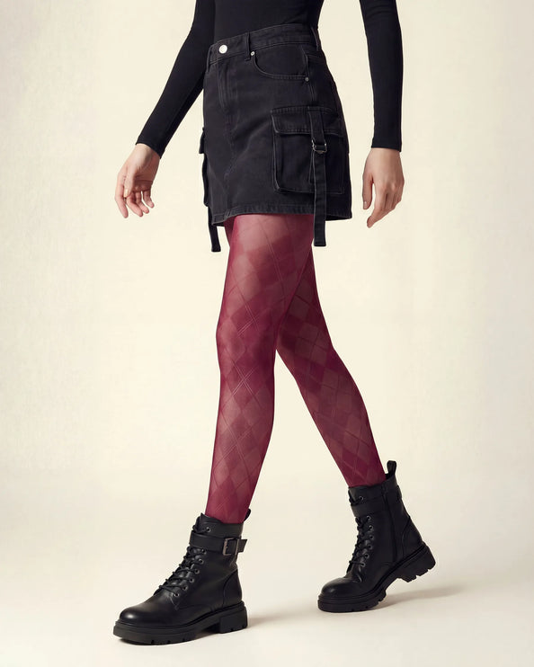 Diamond Patterned Tights - Fine Wine